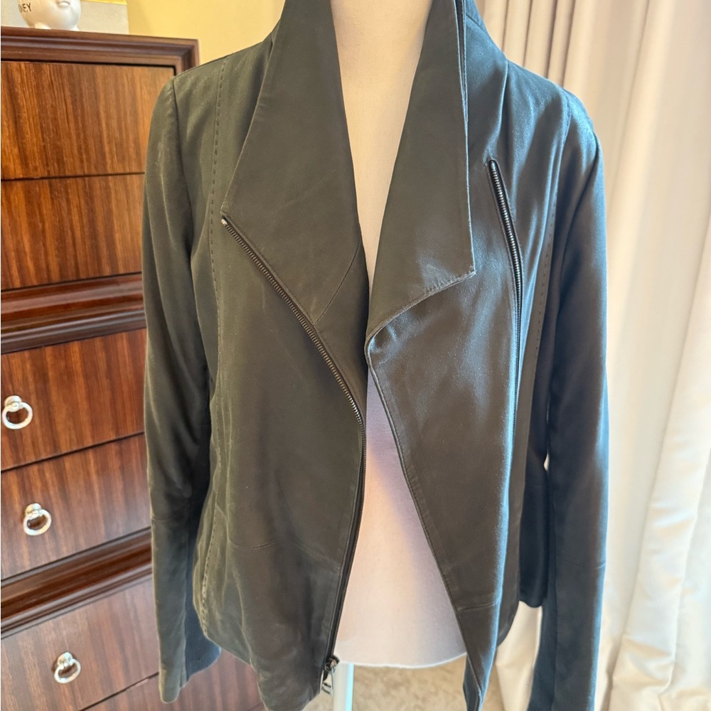 Vince Women's Dark Leather Jacket - Picture 4 of 4